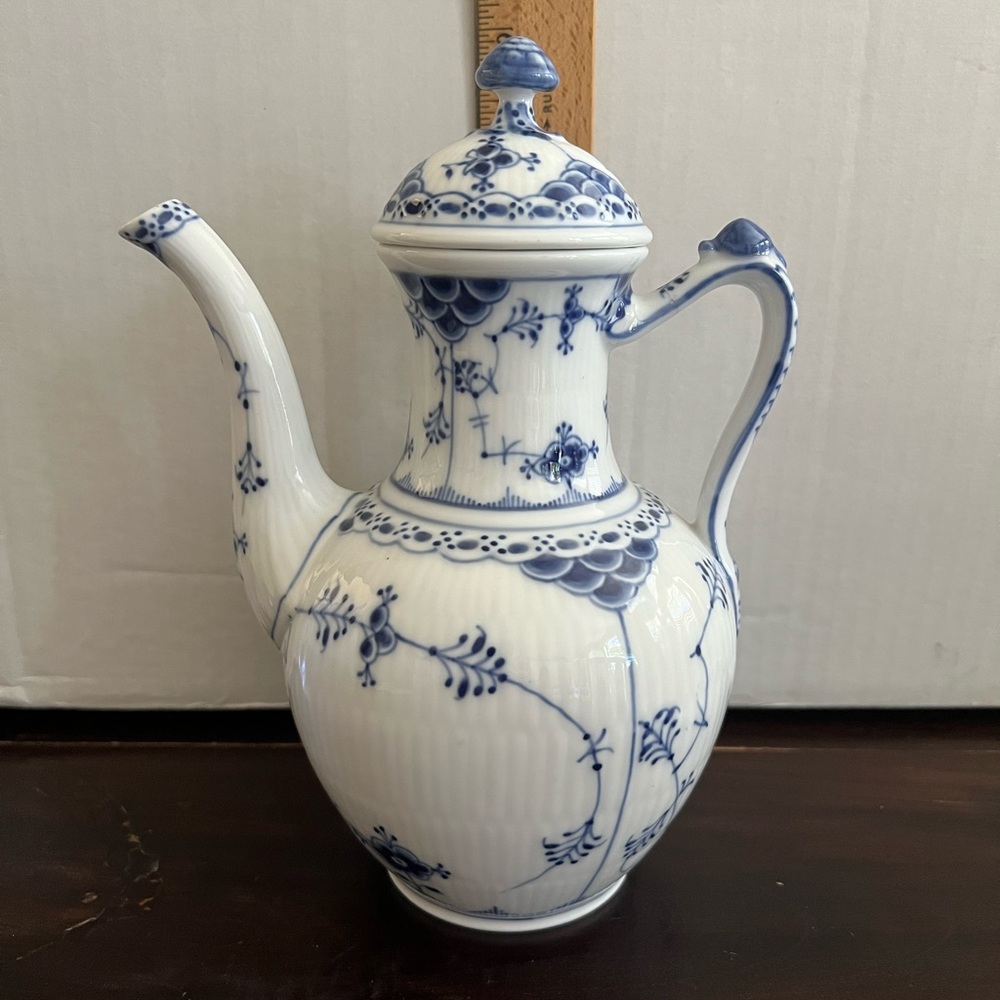 Royal Copenhagen Fluted Half Lace Small Coffee Pot & Lid